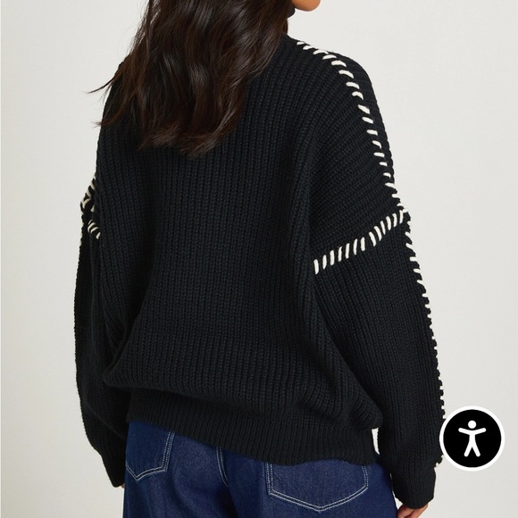 Boohoo Black Turtleneck Sweater with White Detailing - Medium - Picture 3 of 7